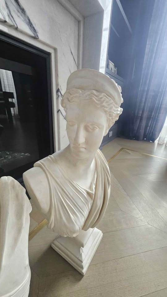 Apollo and Diana Bust Pair - photo 4