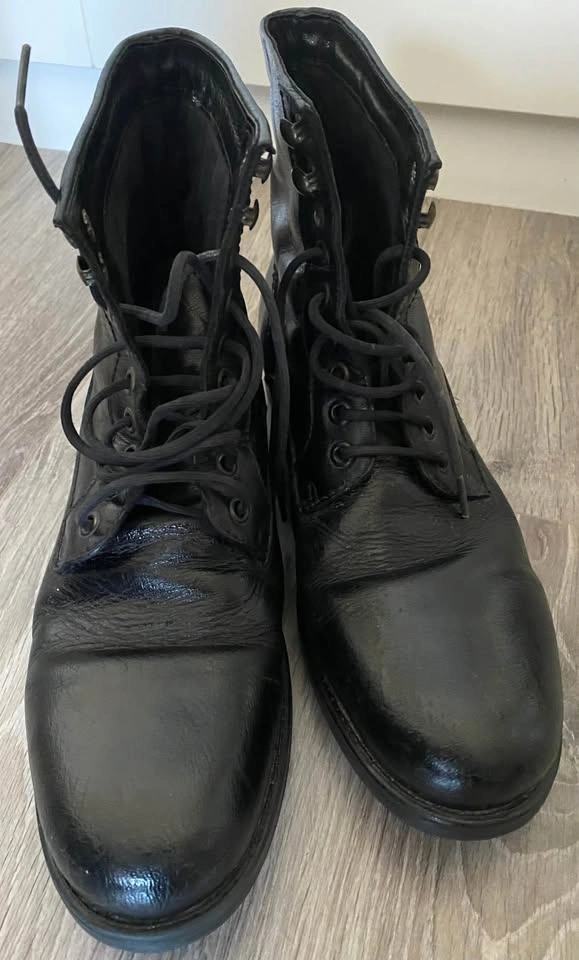 Men ZARA Black Leather Ankle Boots Size 9