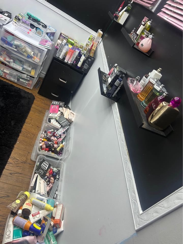 Who doesn’t love 4$ makeup?!!!! - photo 2