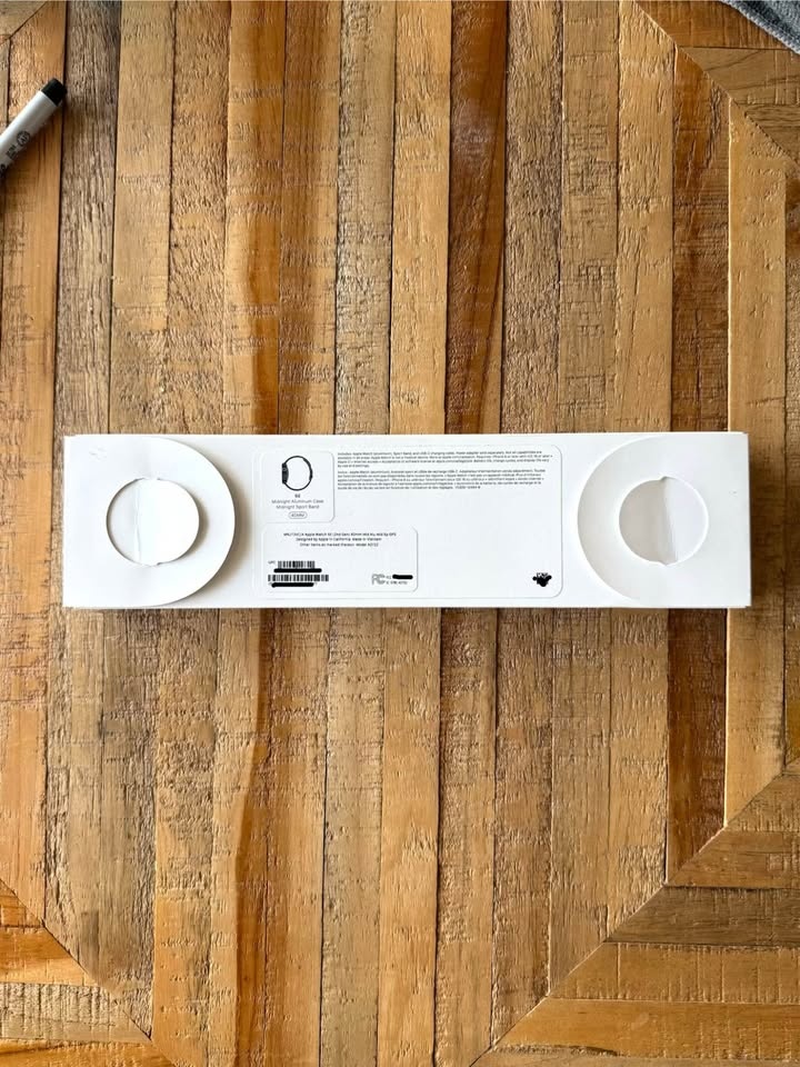 Almost new Apple Watch SE 2 (40mm midnight) - photo 2