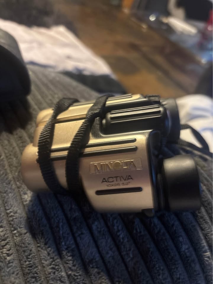 Minolta Activa 10x25 Binoculars - Never Used - photo 2