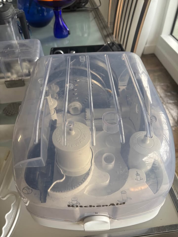 KitchenAid Pro Line 16-Cup Food Processor needs parts - photo 3
