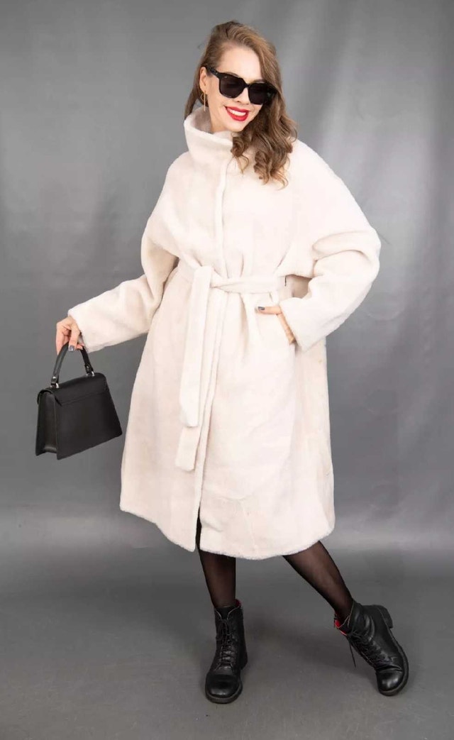 Women's Sheepskin Coat - White, Size L - photo 4