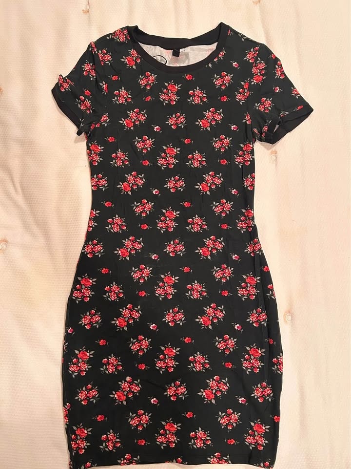 H&M Floral Bodycon Dress Size 8