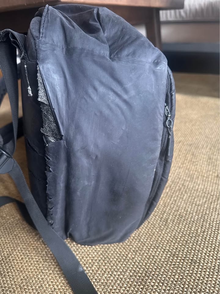 lululemon backpack 21L - photo 4