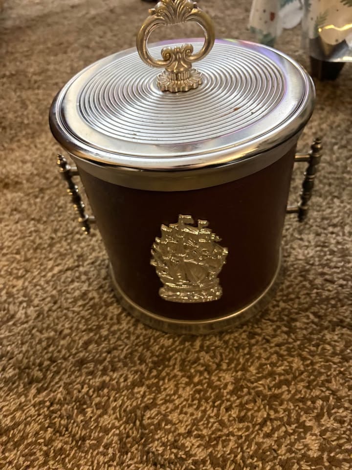 Vintage Ice Bucket - photo 2