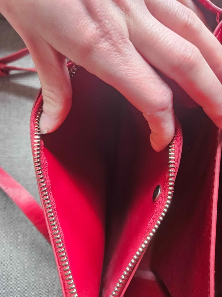 Red Zara Faux Leather Purse - photo 3