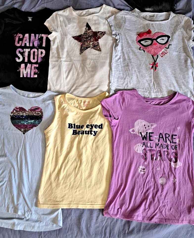 Girl's Tops