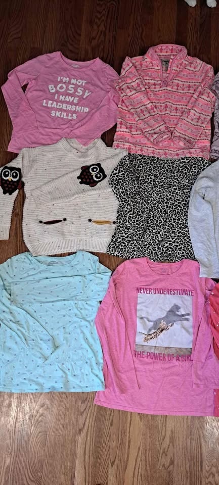Girl's Tops - photo 4