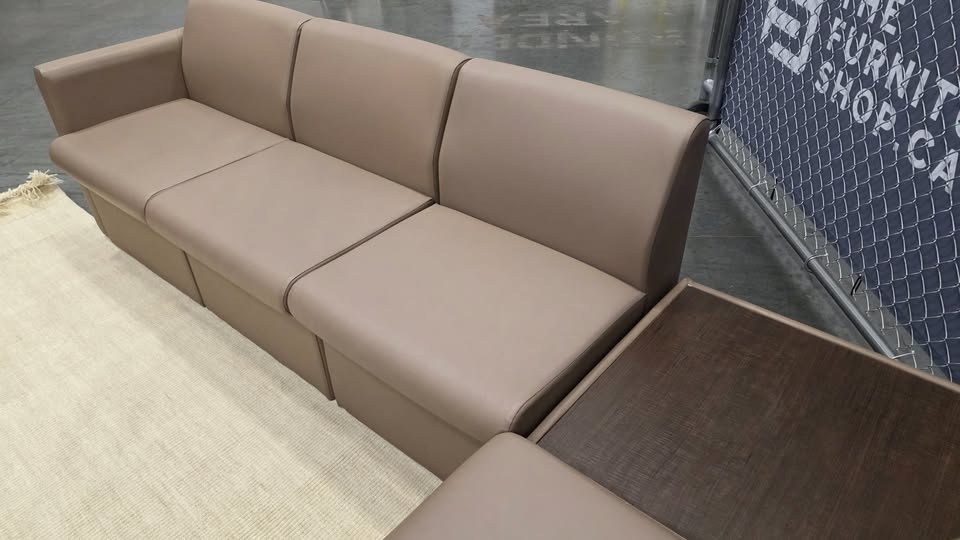 Modular Vinyl Lounge Sectional w/ Corner Table – 6 Piece Set - photo 5