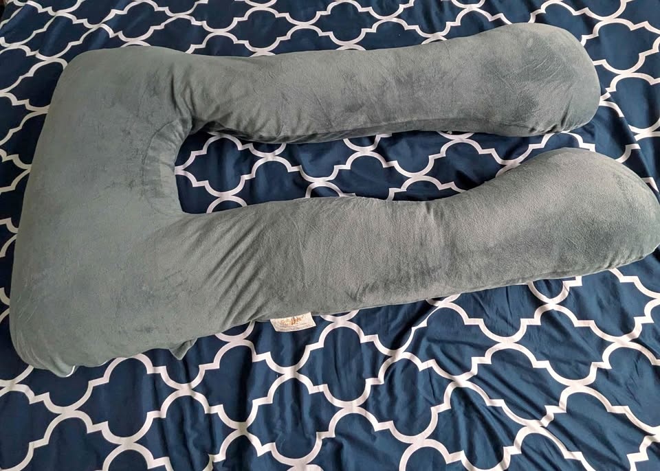 Full Body U-Shaped Pregnancy Pillow – Soft Support Maternity Pil