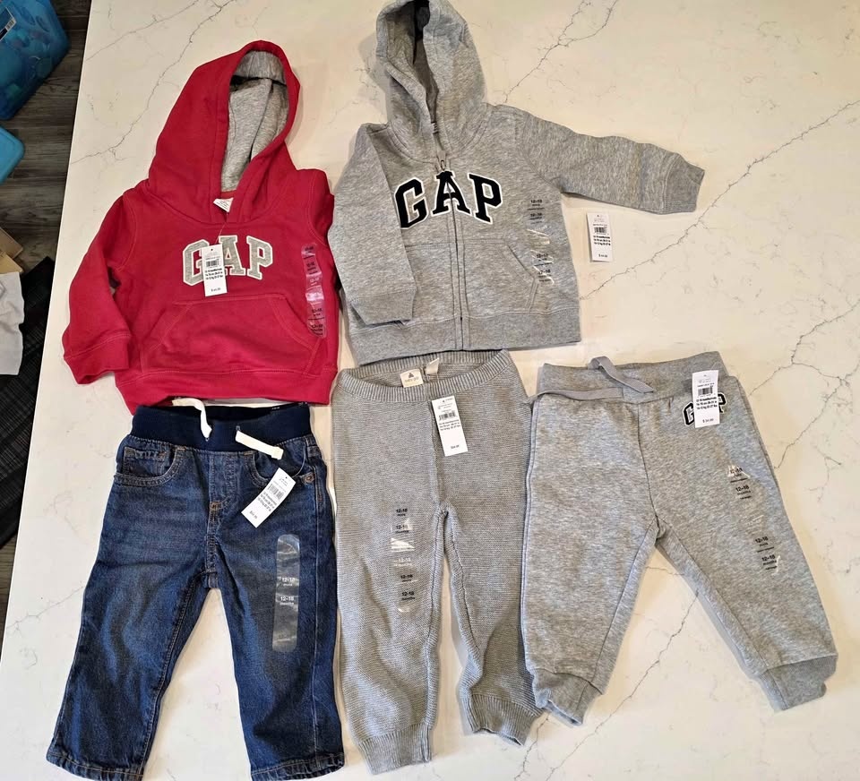 GAP Baby Clothes Bundle (12–18M) – Hoodies + Pants – NEW w/ Tags