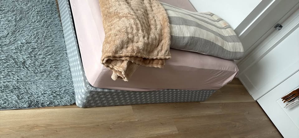 Queen Boxspring - Textured Grey - Excellent Condition - photo 2