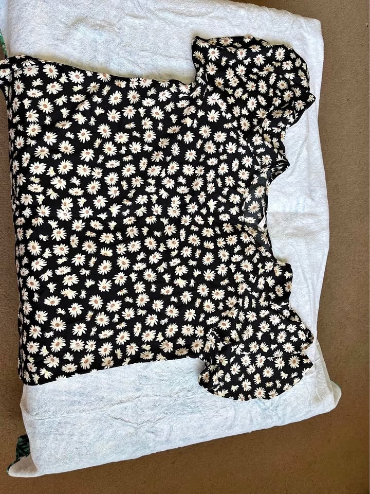 Floral top size 2XL
