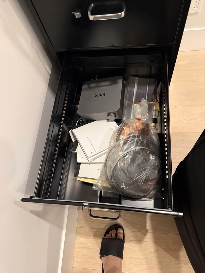 Office cabinet with lock - photo 2
