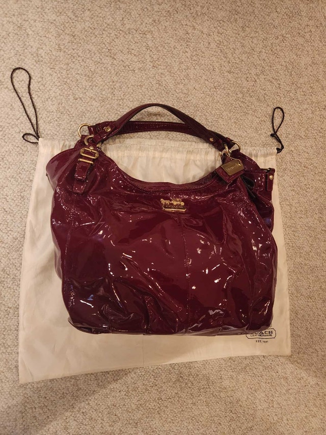 Vintage Coach Patent Leather Shoulder Bag - Burgundy/Red - photo 2