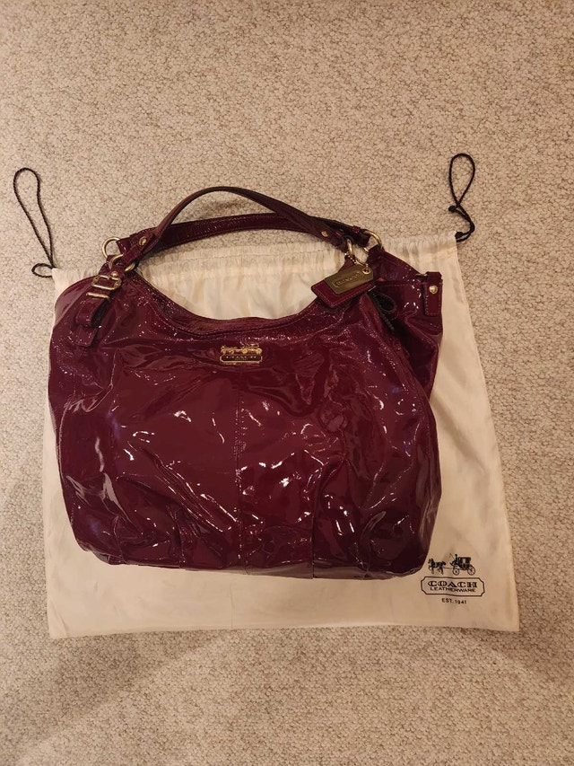 Vintage Coach Patent Leather Shoulder Bag - Burgundy/Red - photo 3