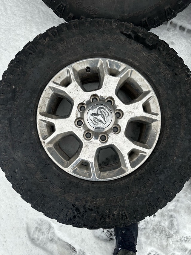 OEM 18” Dodge Ram 2500/3500 Rims On Goodyear Tires - photo 4