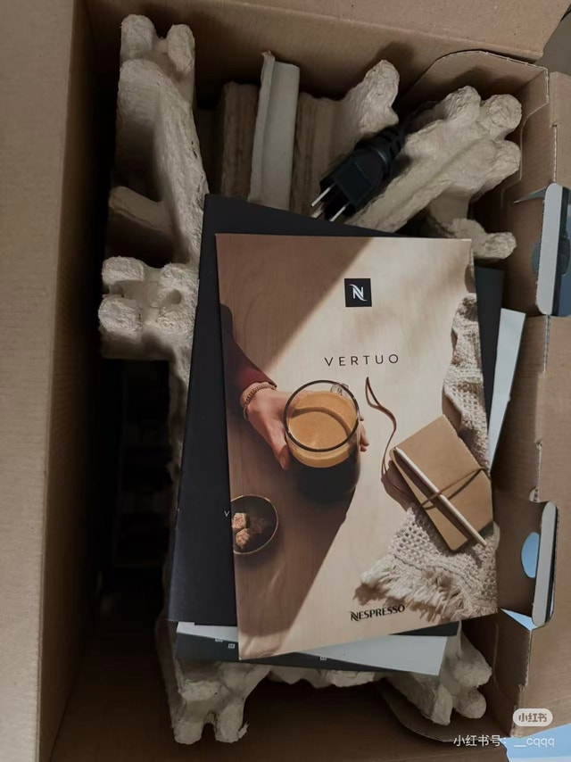 Nespresso Vertuo Next Coffee Machine - photo 2