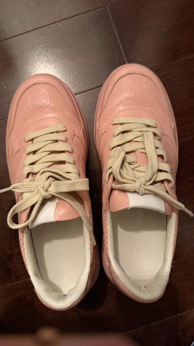 Gucci Sneakers - photo 2