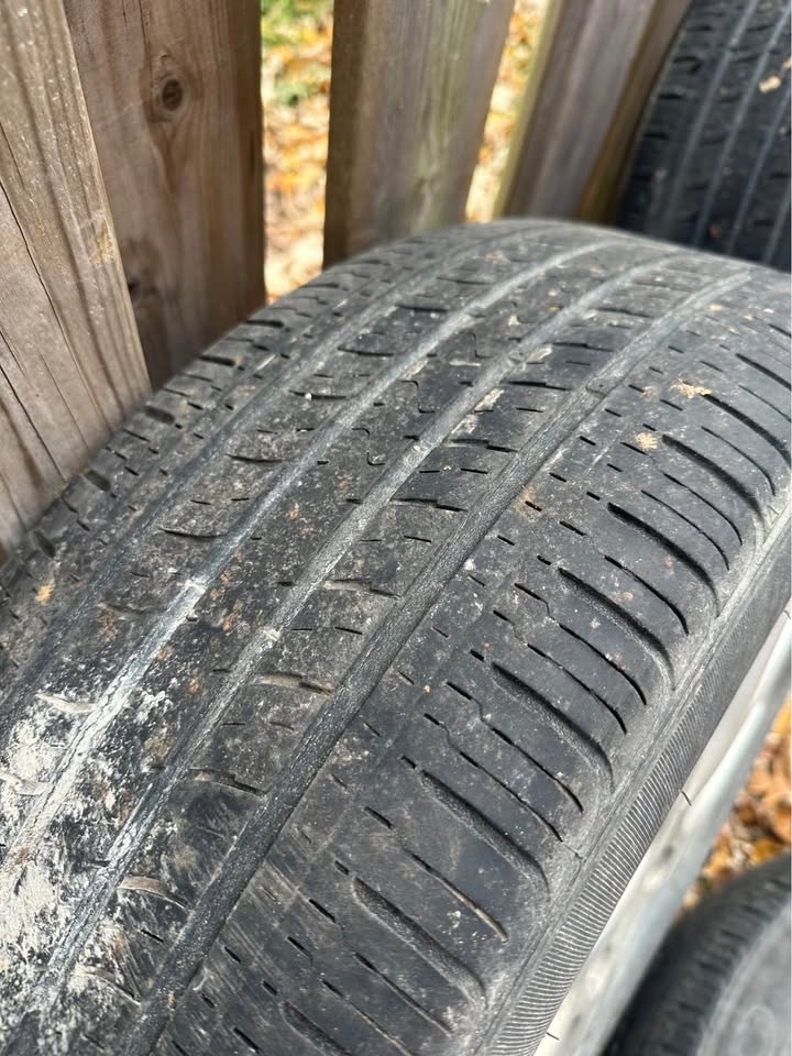 OEM 19” Dodge Journey Rims w/ Kumho Tires - photo 4