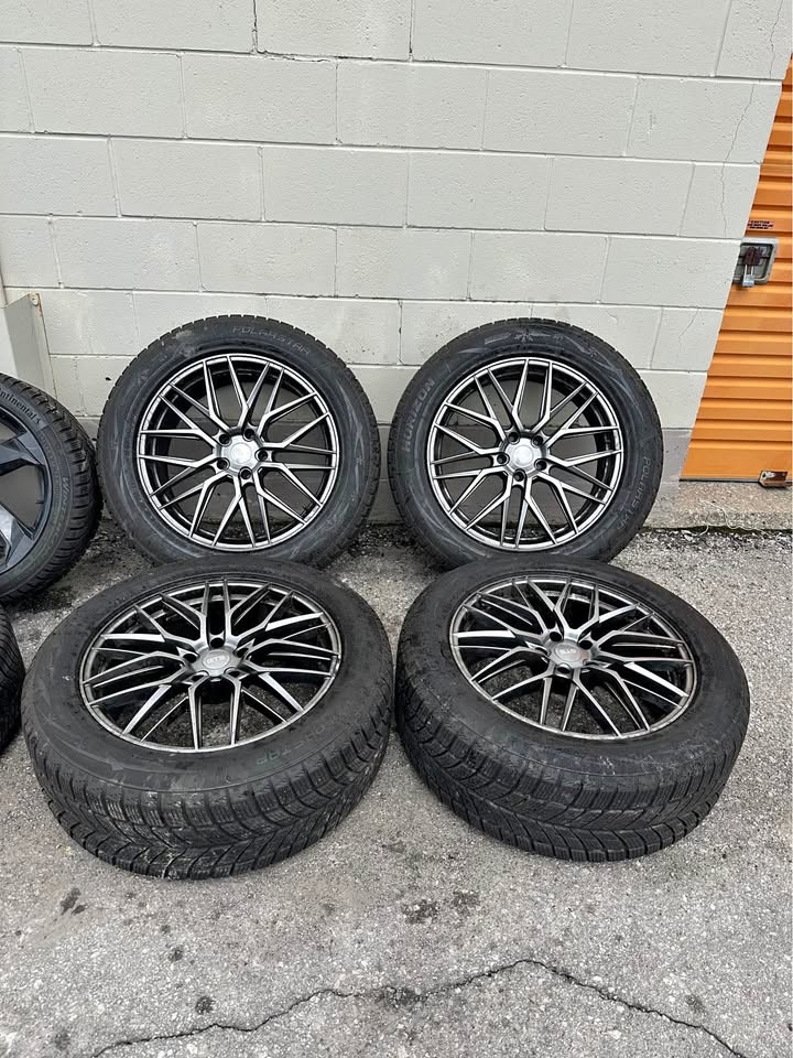 Range Rover 20” Rims on Winter Tires