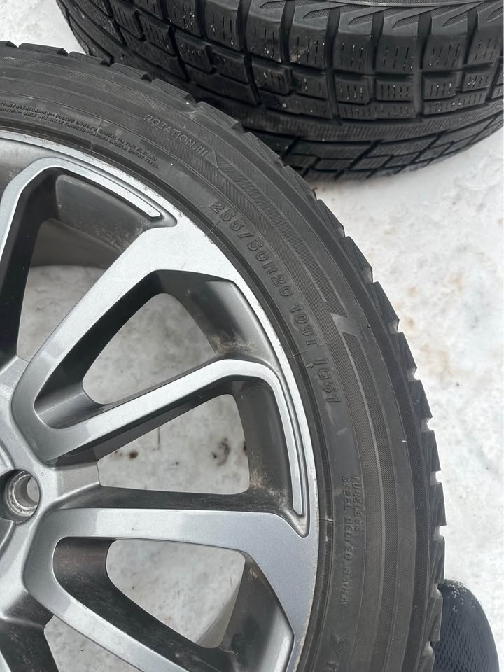 20” Range Rover Discovery Rims w/ Yokohama Tires - photo 3