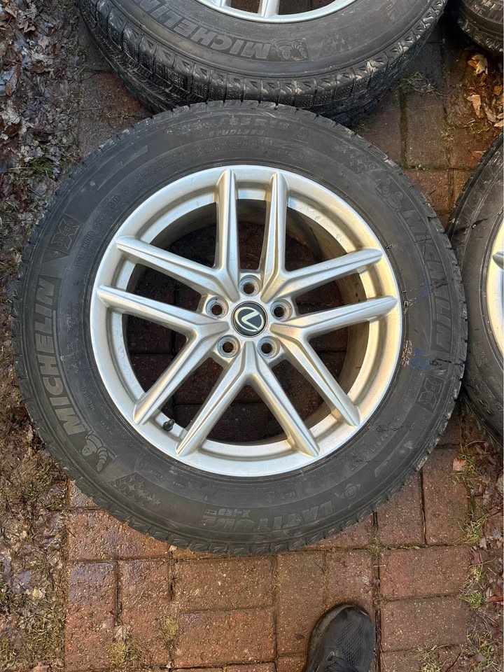 18" Lexus RX350 Rims on Michelin X-Ice Winter Tires - photo 2
