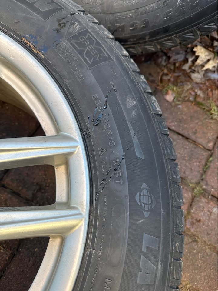 18" Lexus RX350 Rims on Michelin X-Ice Winter Tires - photo 4