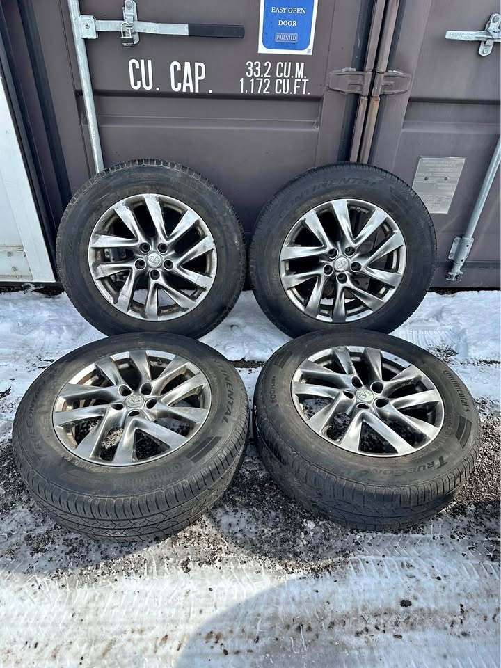 OEM 18” Infiniti JX35/QX60 Rims on Continental Tires