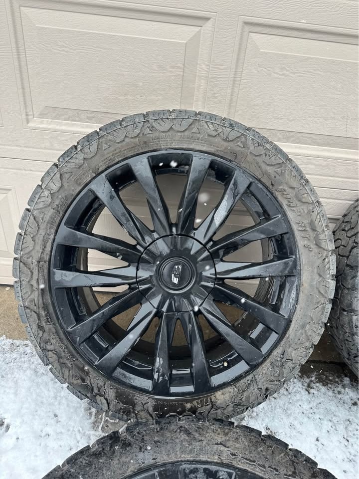 OEM 22” Cadillac Escalade Rims w/ All Terrain M+S Tires - photo 2