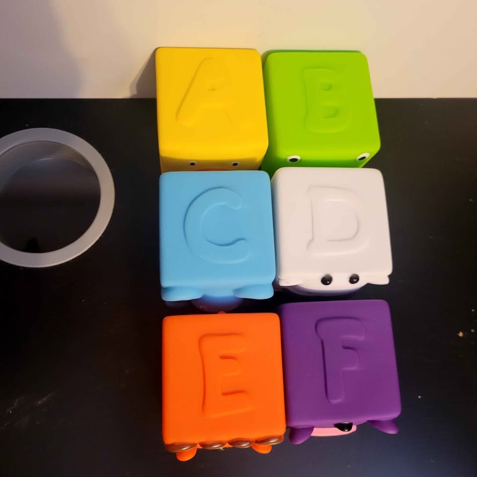 Animal Alphabet Squeaky Blocks - photo 2