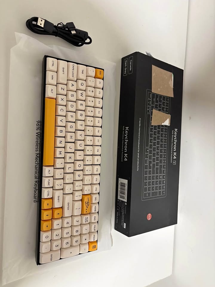 Keychron K4 96% Wireless Mechanical Keyboard - White/Yellow Keyc