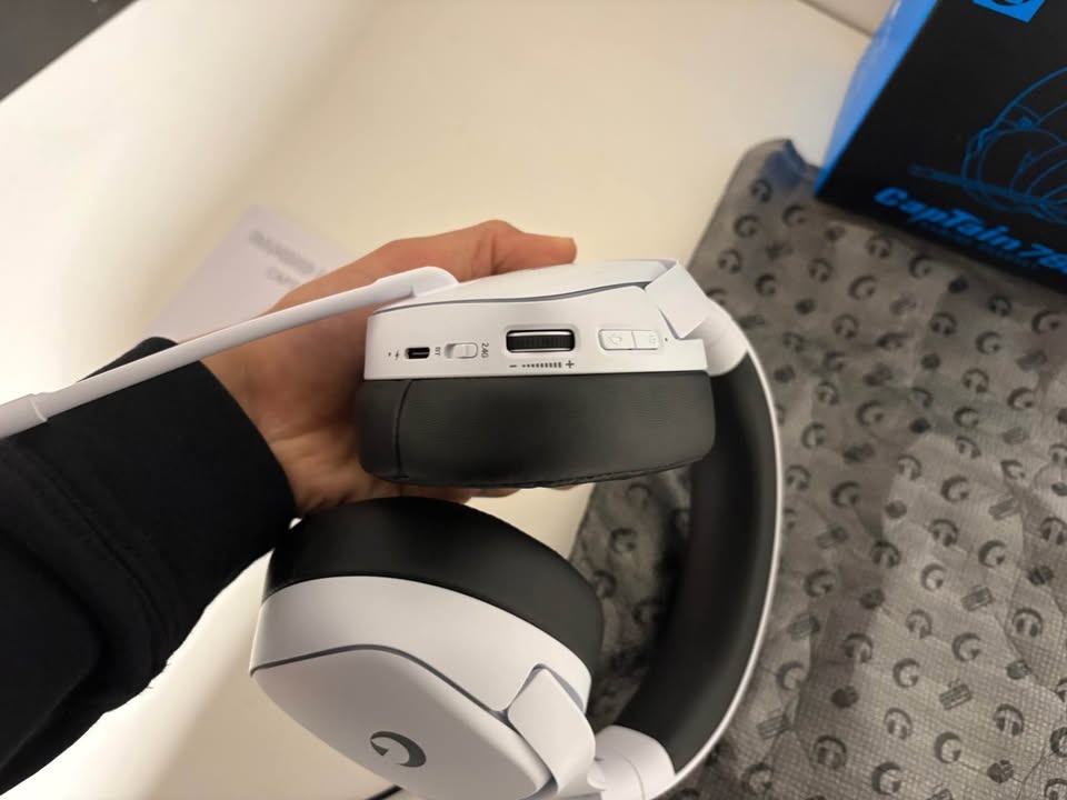 CapTain 780 Wireless Gaming Headset - photo 2