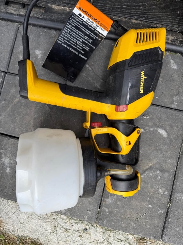 Wagner Electric Paint Gun & 5 Gal Fence Paint - photo 4