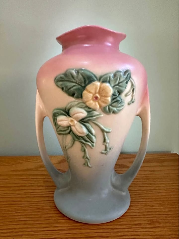 Vintage Hull Art Pottery Wildflower W-12- 9 1/2” tall