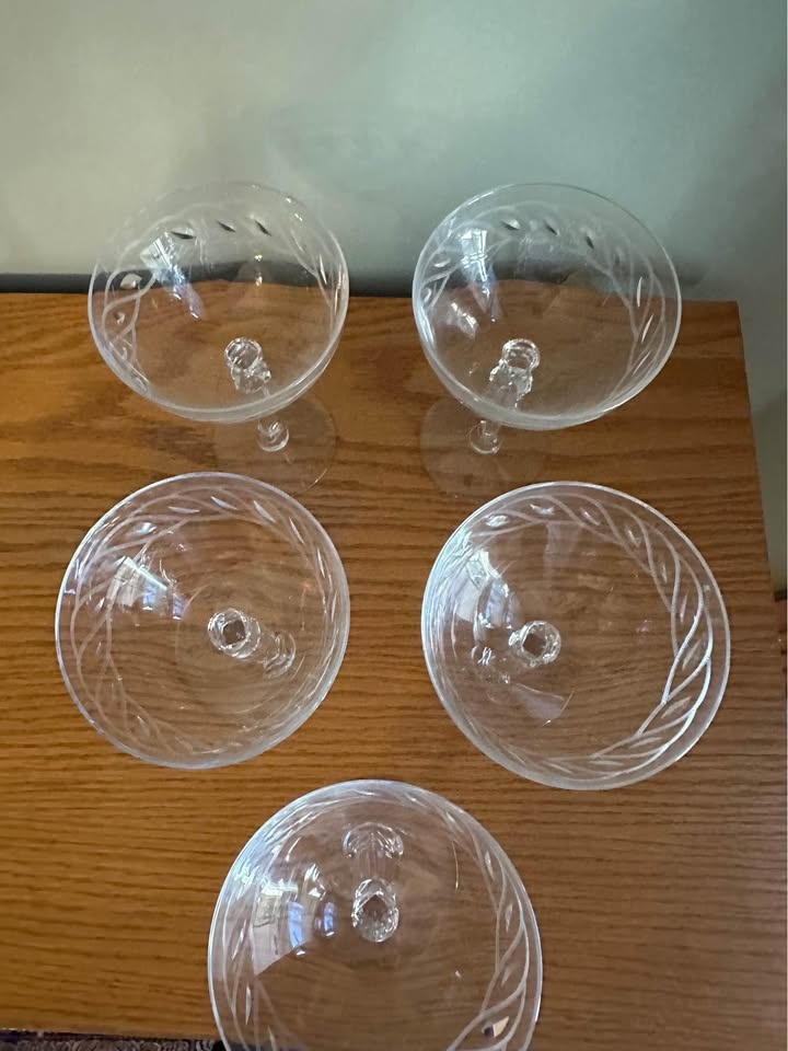 Vintage Crystal Champagne Glasses - Set of 4 - photo 4