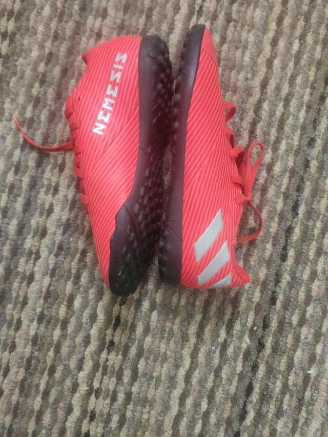 Adidas Nemeziz Turf Soccer Cleats - Size 3.5 US🥕