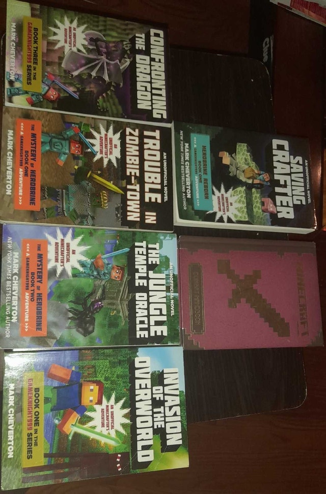 Minecraft Book Set - Mark Cheverton🥕