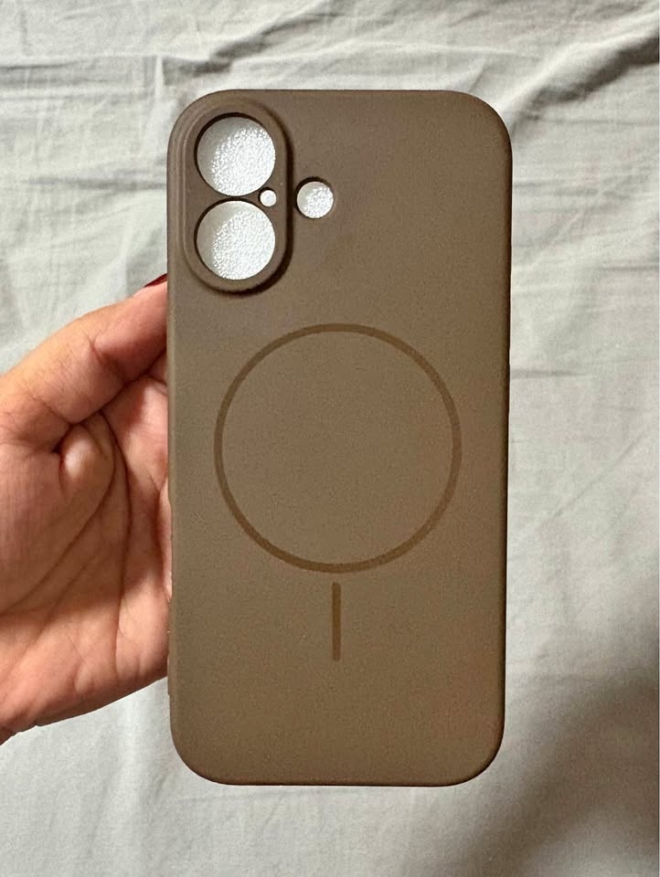 Iphone 17 Silicone Case