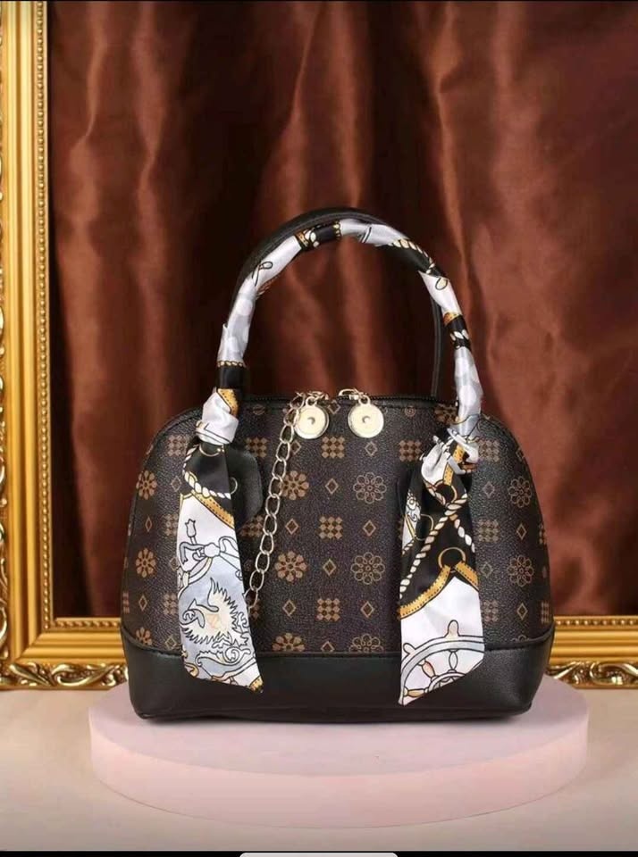 Elegant Coffee Brown Handbag - photo 2