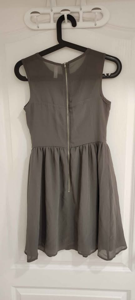 Gray Floral Dress Small - photo 3