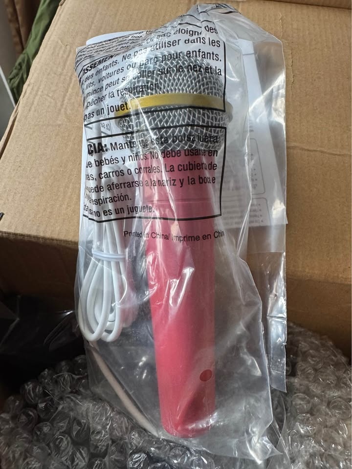 BRAND NEW- FAO Schwartz Karaoke Mic and Stand - photo 4