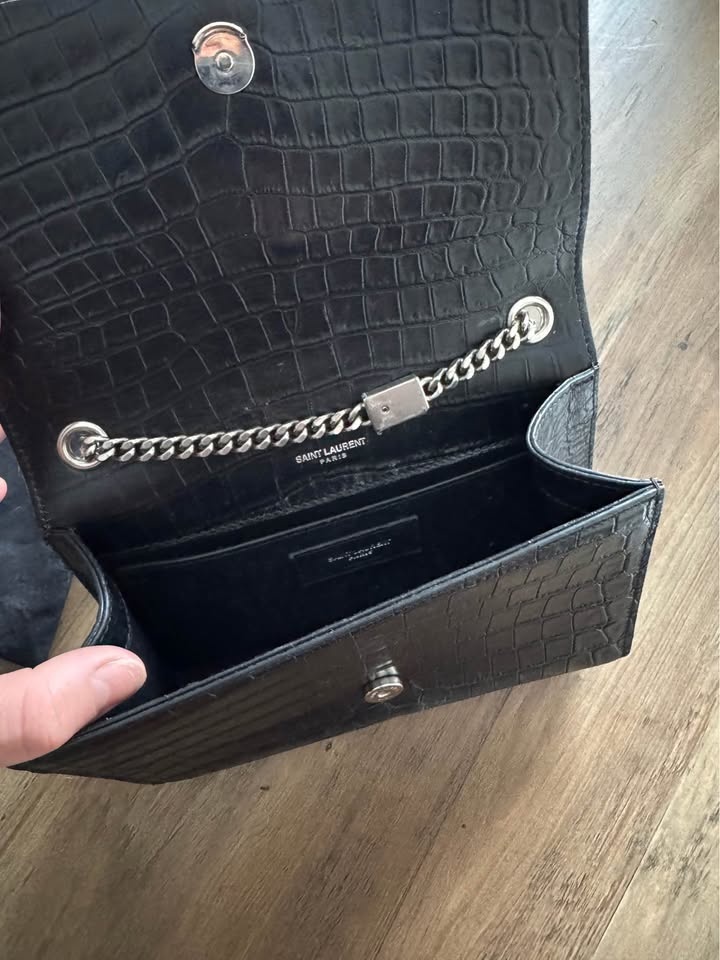 AUTHENTIC Saint Laurent Black Croc Medium Kate Tassel Bag - photo 3
