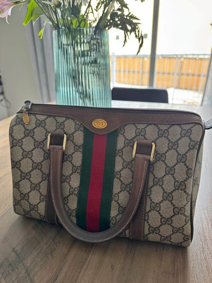 Vintage Gucci GG Supreme Sherry Line Boston Bag