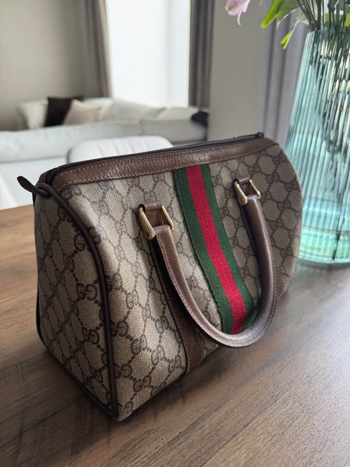 Vintage Gucci GG Supreme Sherry Line Boston Bag - photo 2