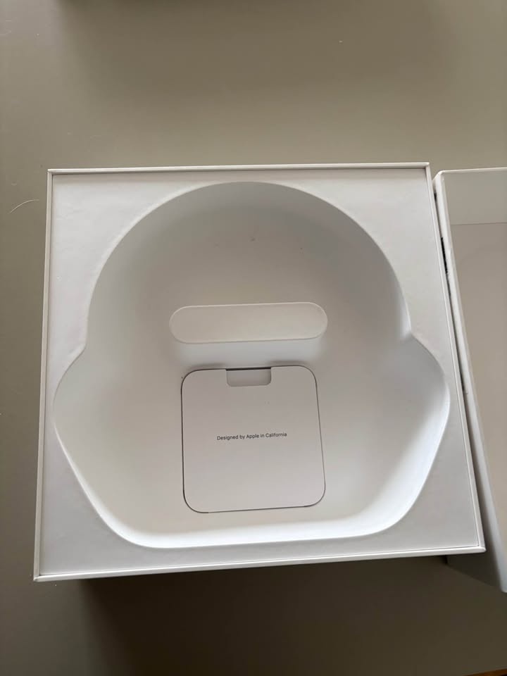 Authentic AirPods Max with extra cushions - photo 5