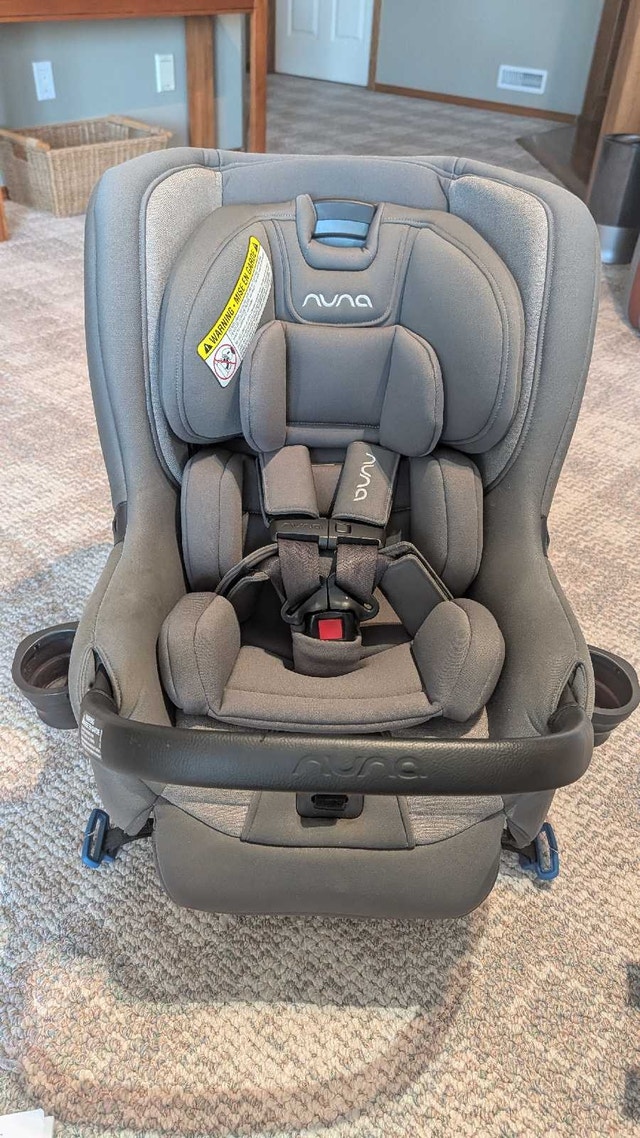 Nuna RAVA Convertible Car Seat