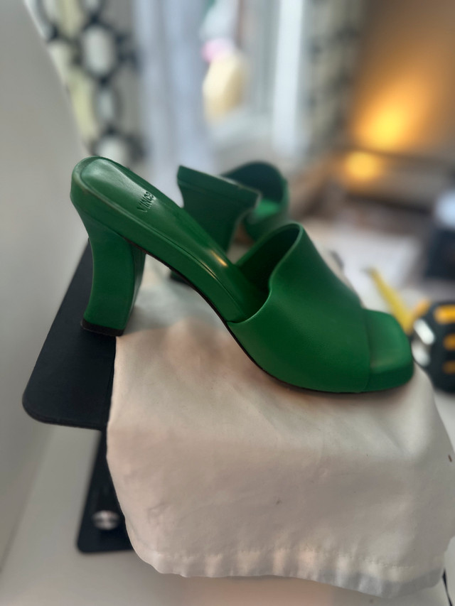 Vince Heels Green Leather Sz 6 - photo 4