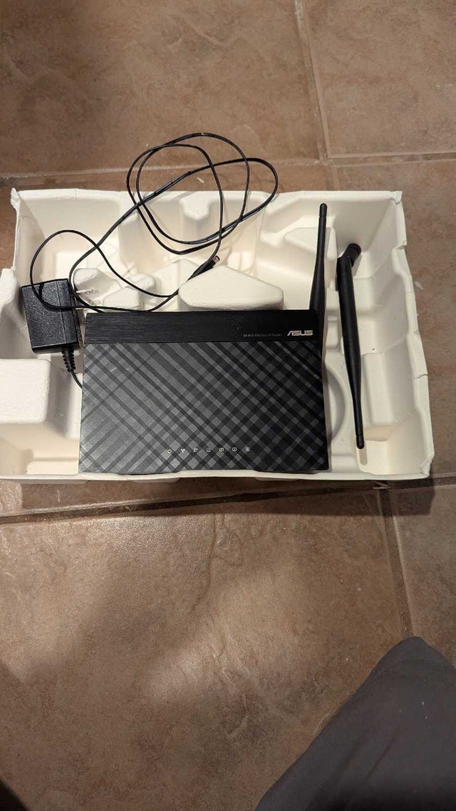 Asus RT-N12 Router